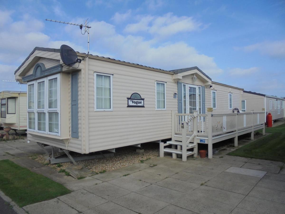 Golden Palm : Vogue 6 Berth, Heated, Enclosed Veranda Apartment Chapel Saint Leonards