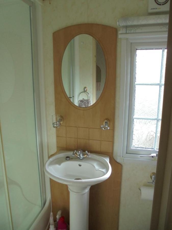 Apartment Golden Palm : Vogue 6 Berth, Heated, Enclosed Veranda