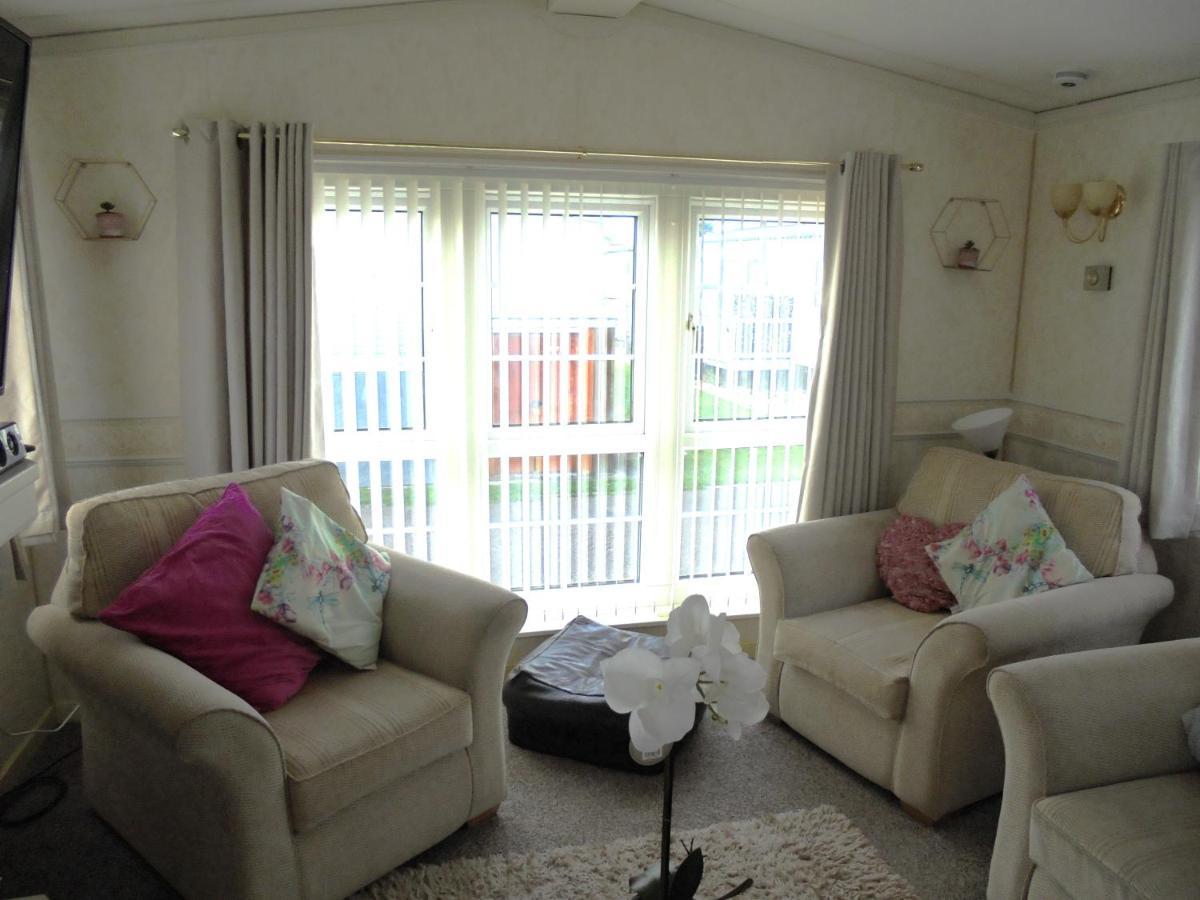 Golden Palm : Vogue 6 Berth, Heated, Enclosed Veranda Apartment