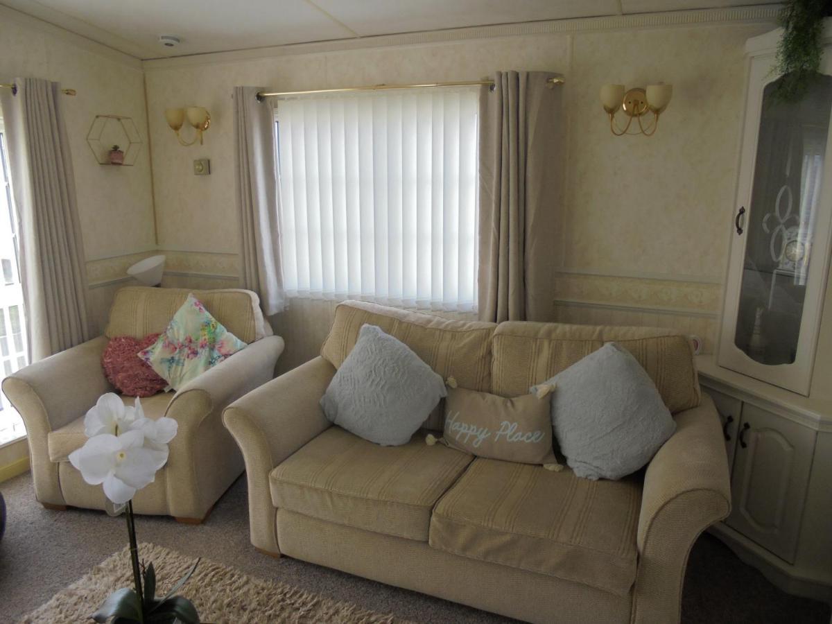 Golden Palm : Vogue 6 Berth, Heated, Enclosed Veranda Apartment Chapel Saint Leonards