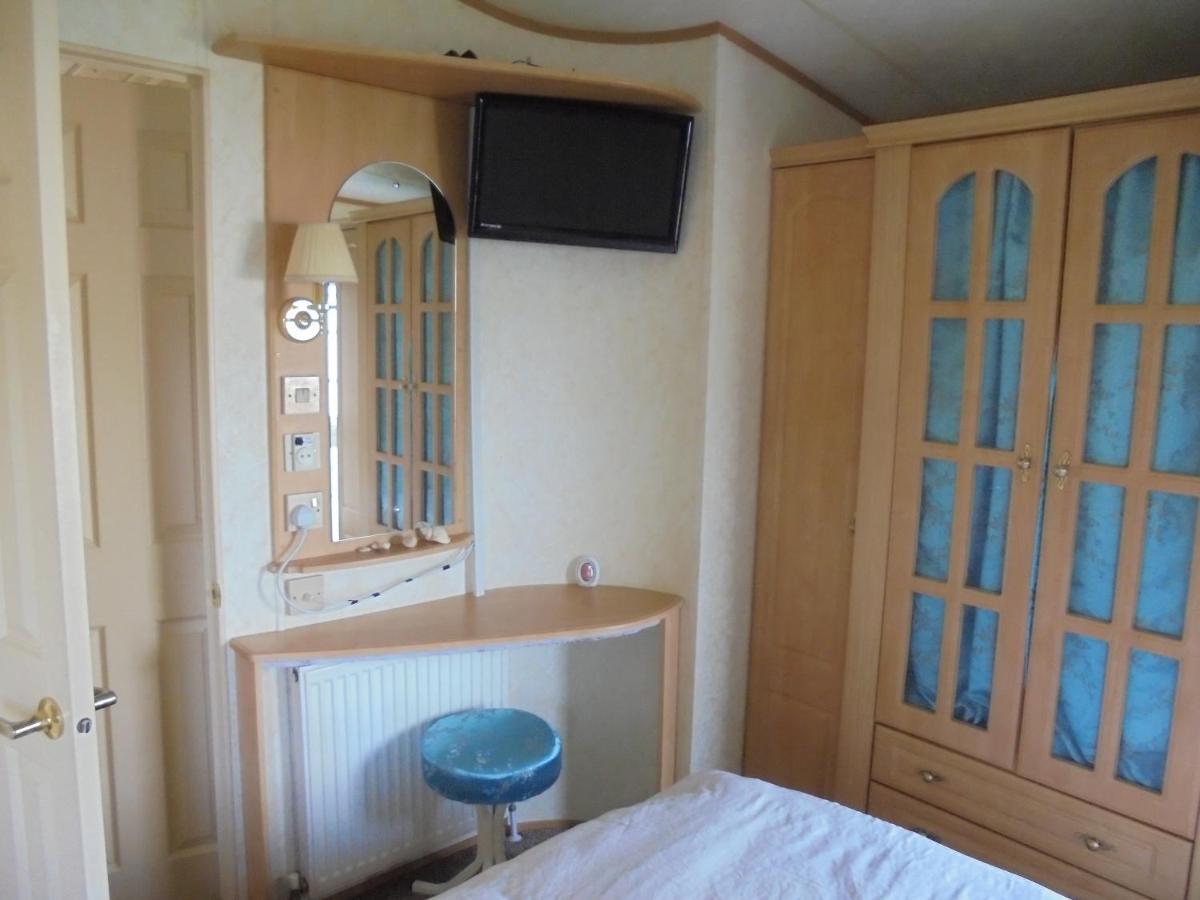 Golden Palm : Vogue 6 Berth, Heated, Enclosed Veranda *