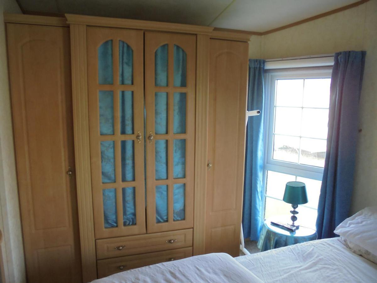 Golden Palm : Vogue 6 Berth, Heated, Enclosed Veranda