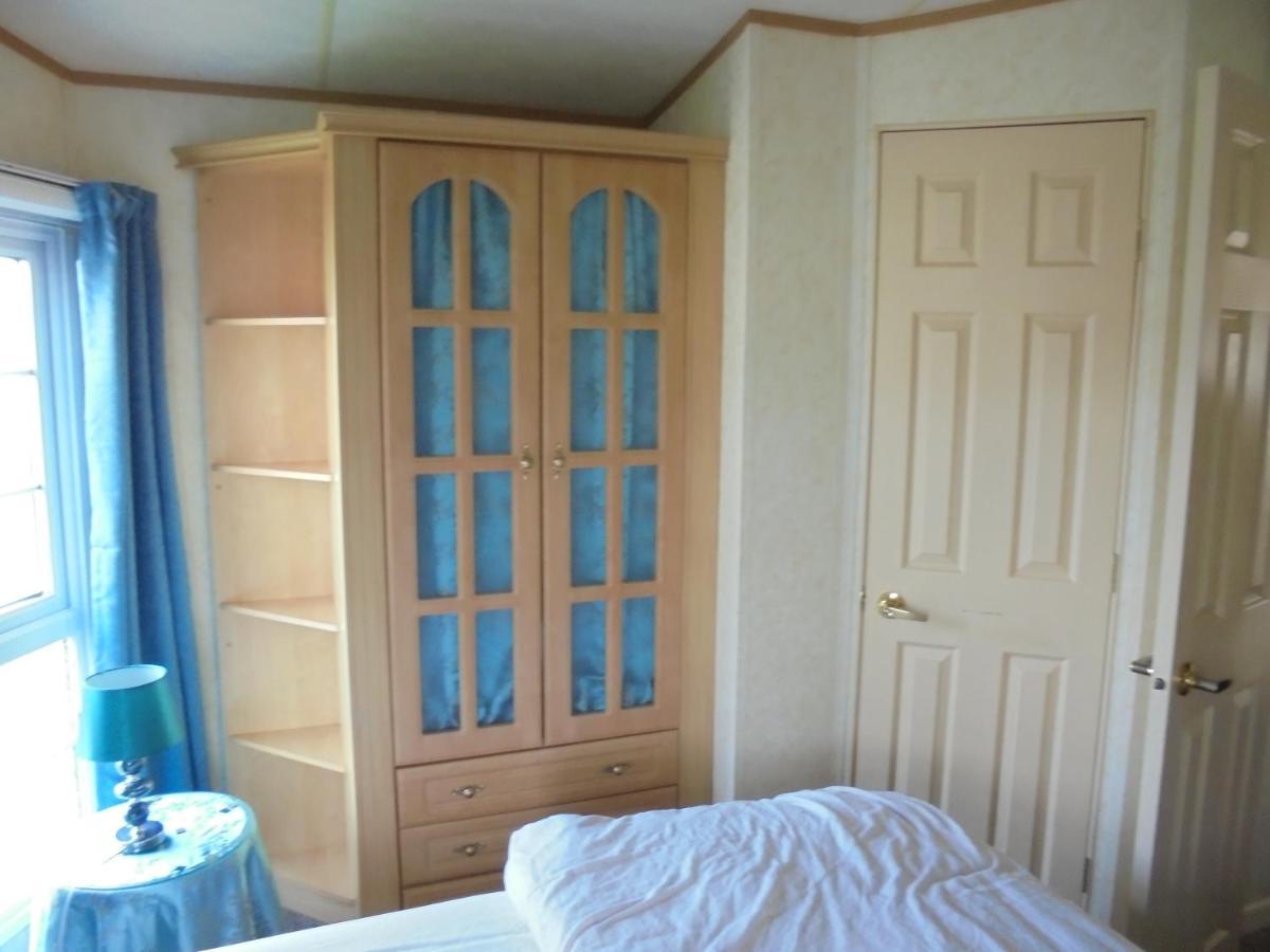 Golden Palm : Vogue 6 Berth, Heated, Enclosed Veranda Apartment Chapel Saint Leonards